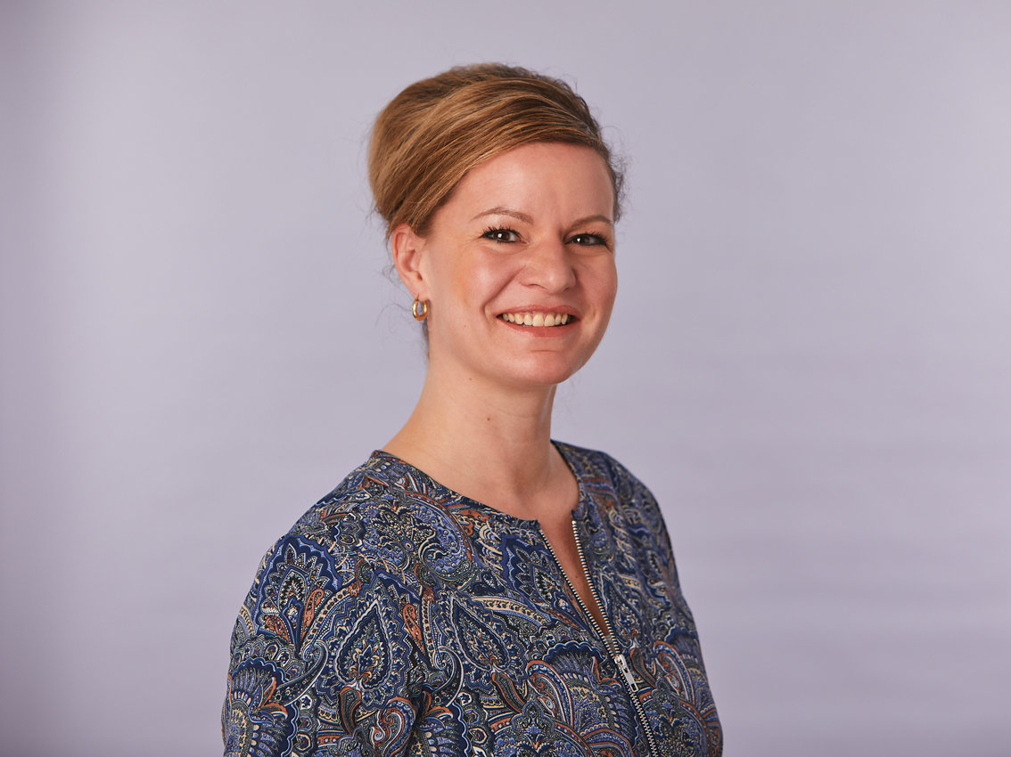 Frau Agnes Regösi